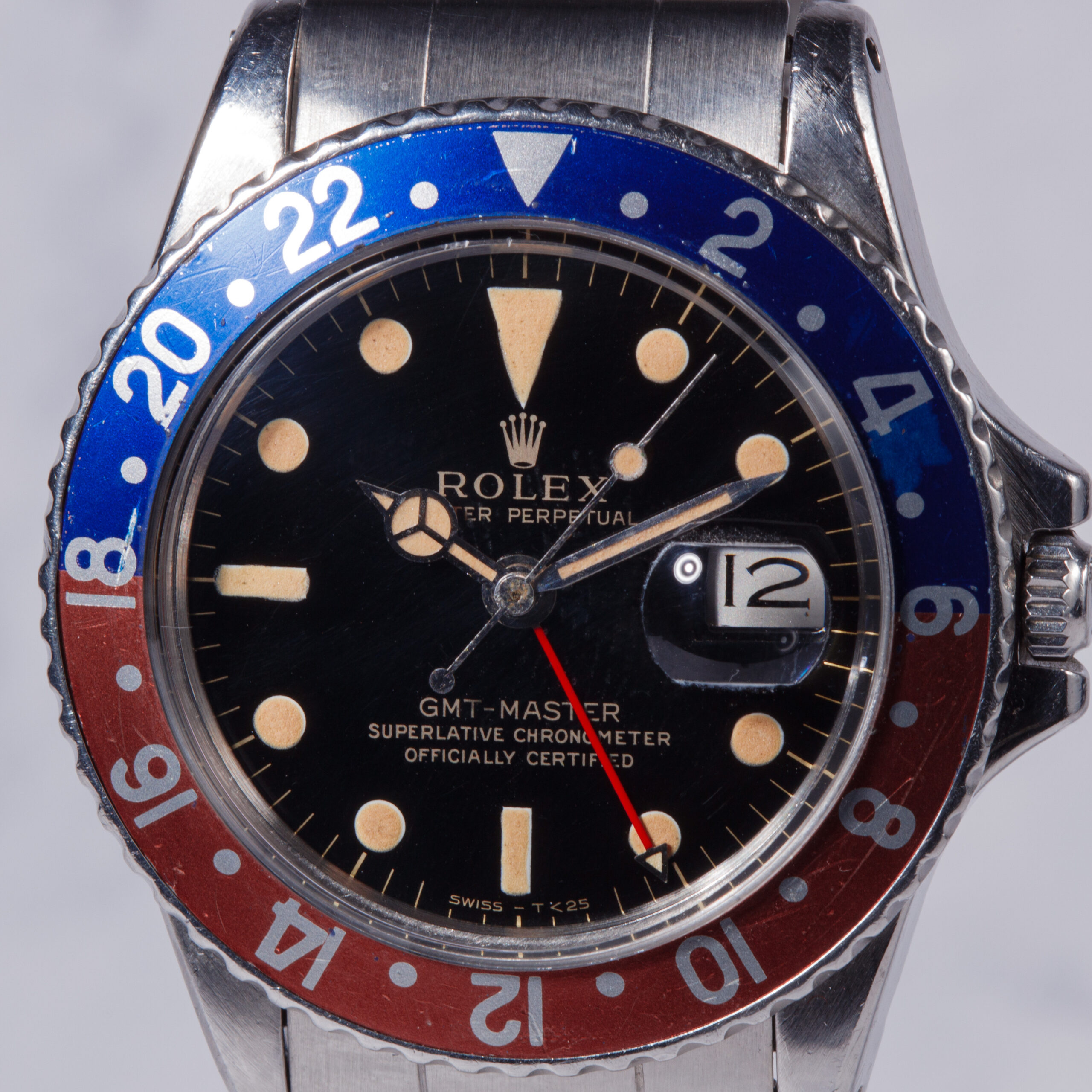 ROLEX GMT MASTER REF 1675 GILT PERFECT FULL SET WITH SPECIAL BACKCASE _0020_Calque 22