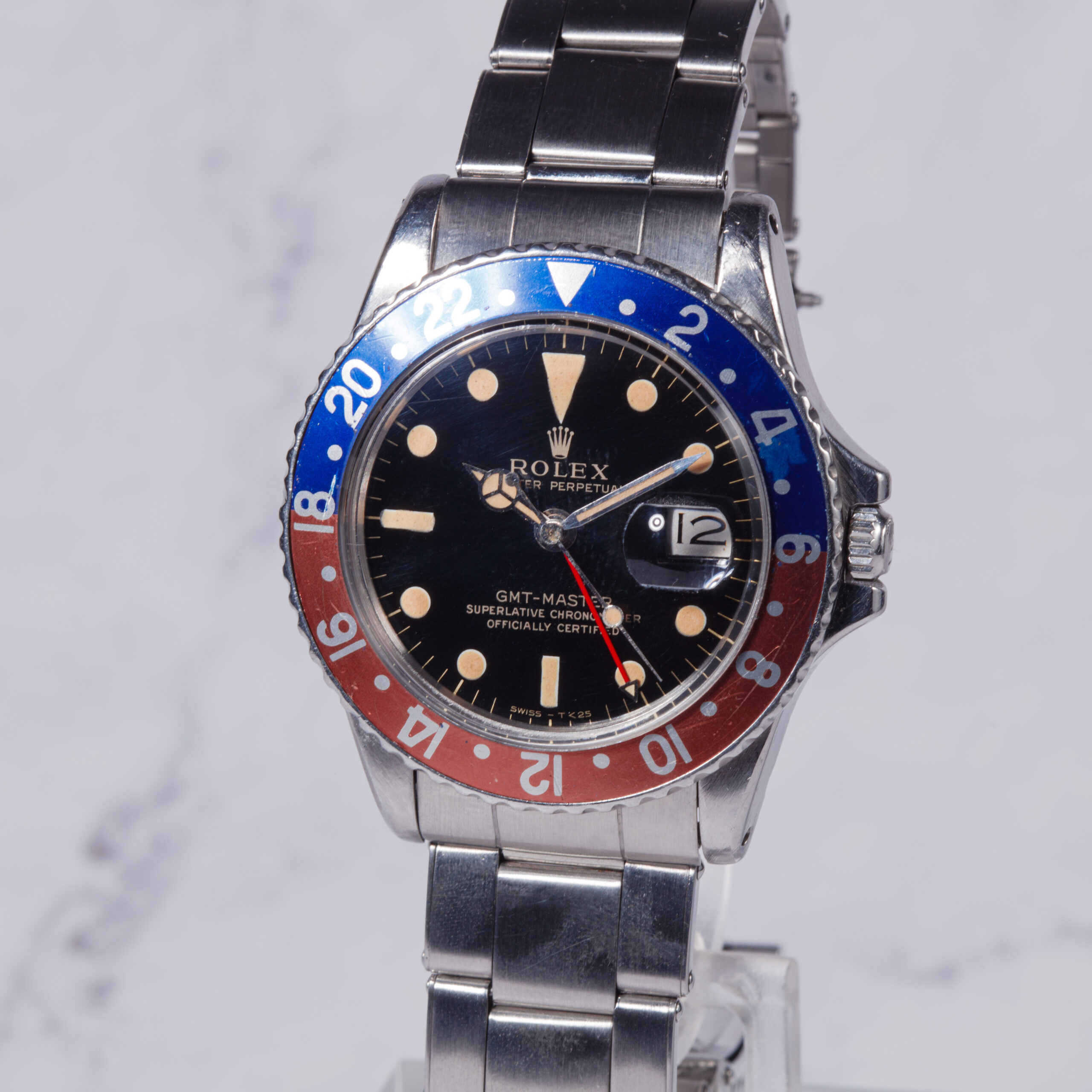 ROLEX GMT MASTER REF 1675 GILT PERFECT FULL SET WITH SPECIAL BACKCASE _0022_Calque 20